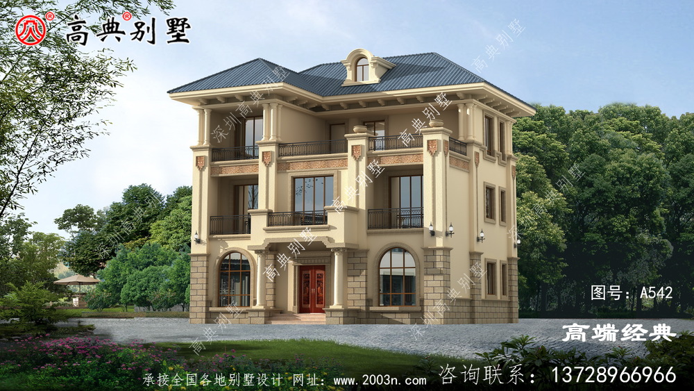 陽臺設計有精致的圍欄美觀大方,藍色房檐十分提神 陽臺設計有精致的圍欄美觀大方,藍色房檐十分提神